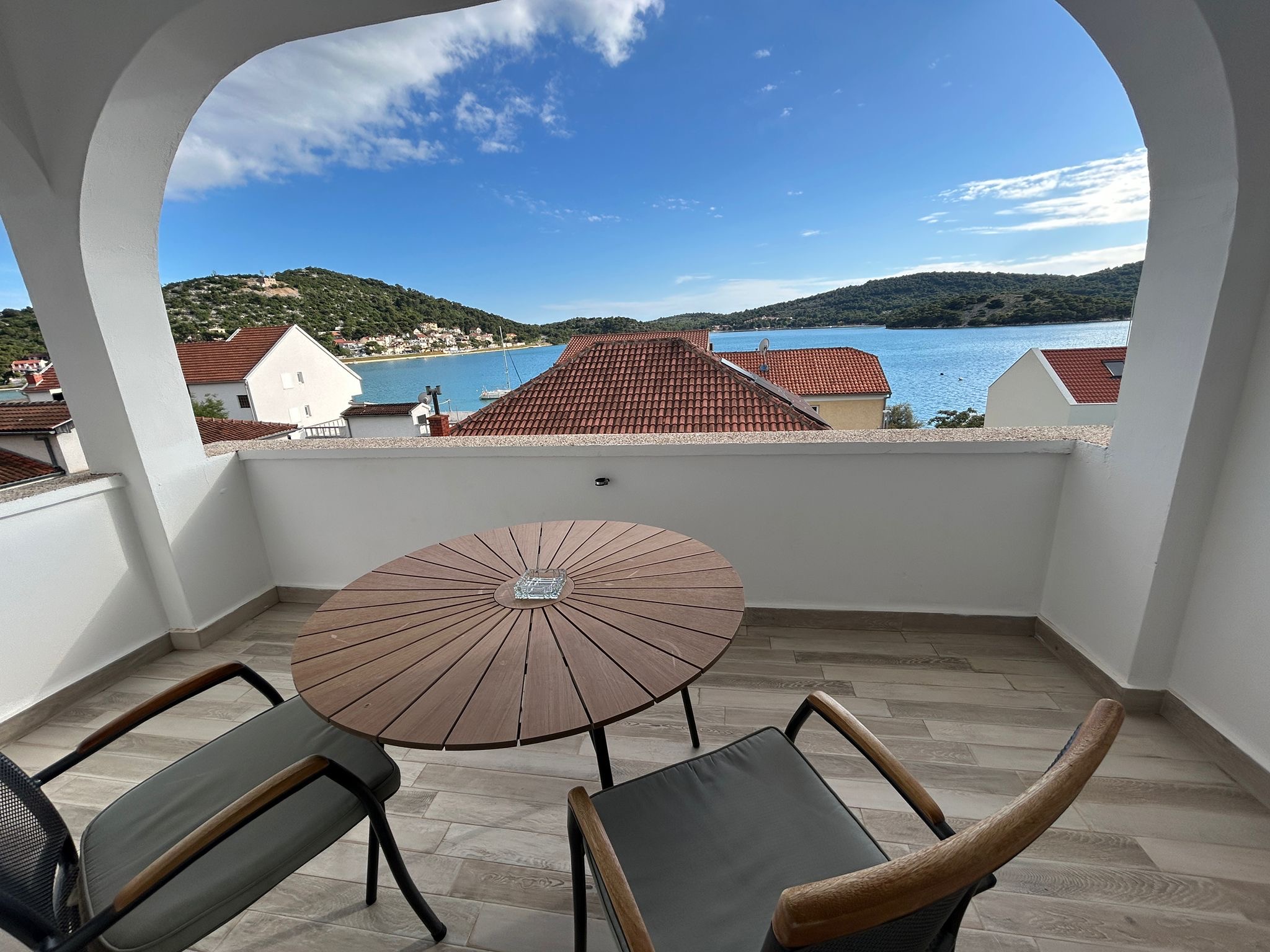 046f17a1-506d-4269-a6cf-06d7cc407274